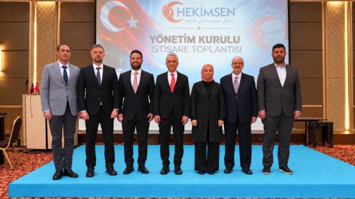 HEKİMSEN YENİ YÖNETİM KURULU İLK YÜZ YÜZE TOPLANTISINI GERÇEKLEŞTİRDİ | HEKİMSEN